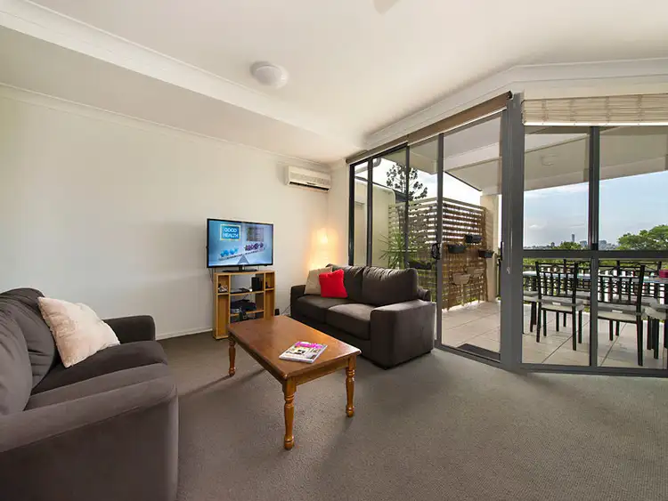 8/65 Park Road, Yeronga QLD 4104