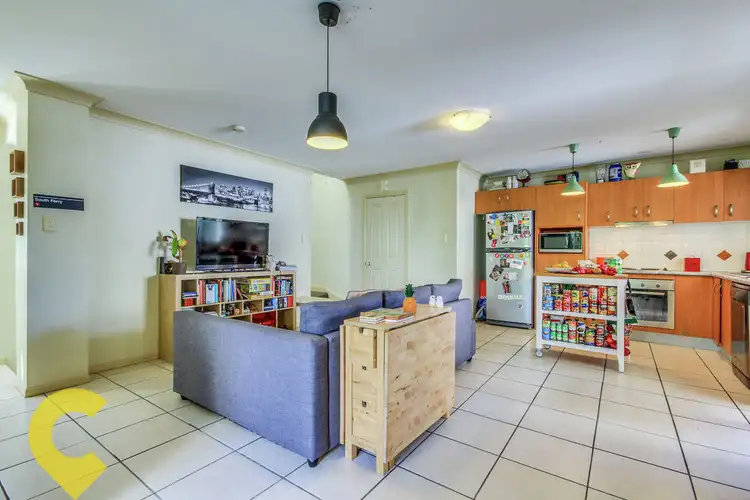 Third view of Homely apartment listing, 5/9 Freda Street, Upper Mount Gravatt QLD 4122