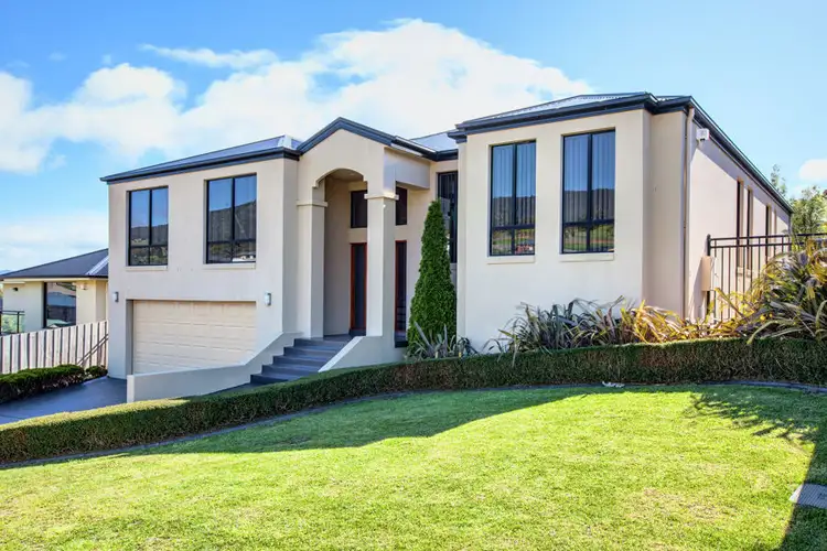 4 Virgilians Drive