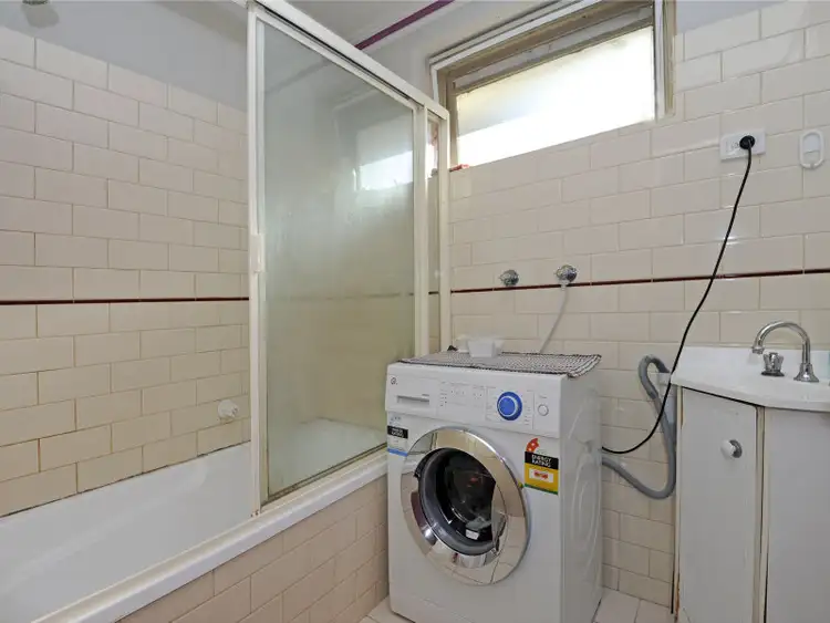 Fifth view of Homely apartment listing, 4/52A Dunstan Pde, Campbellfield VIC 3061