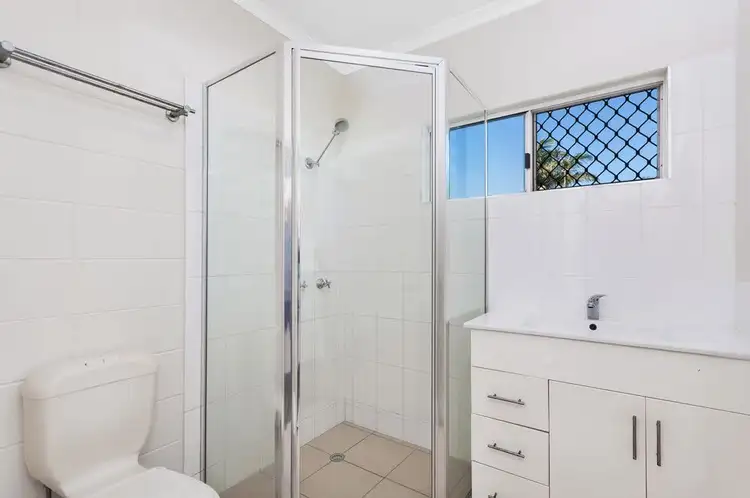 Fifth view of Homely house listing, 4/21-23 Sandown Close, Woree QLD 4868