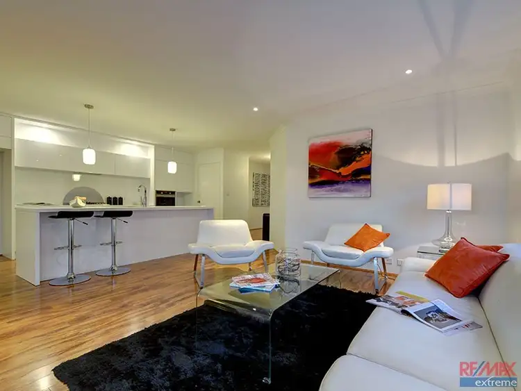 Sixth view of Homely house listing, 1/116 Elliot Road, Hocking WA 6065