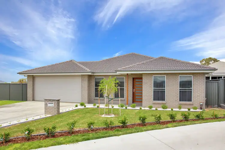 14 Faringdon Street, Tamworth NSW 2340