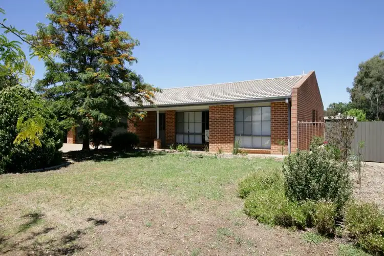 Main view of Homely unit listing, 1/21 Elanora Place, Wagga Wagga NSW 2650