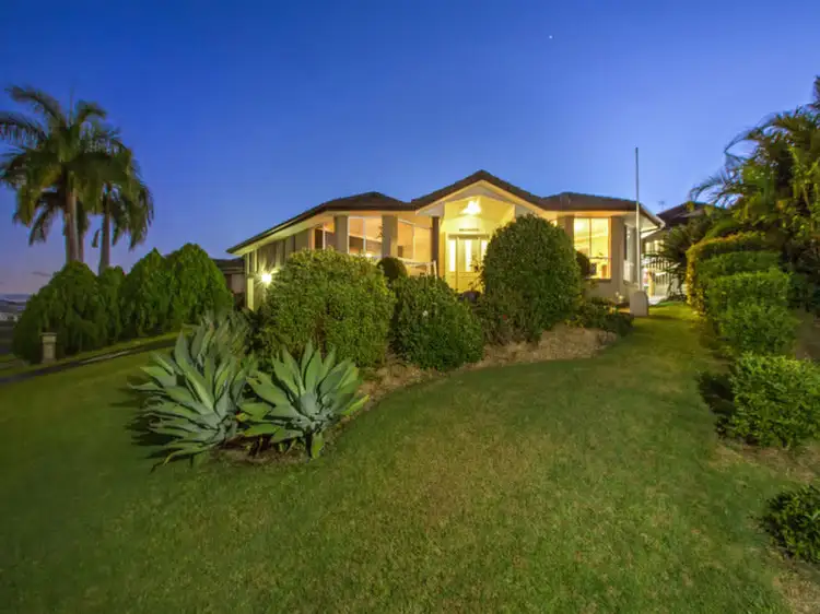 31 Hastings Crescent, Carrara QLD 4211