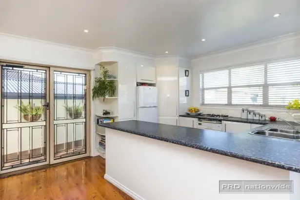 Fifth view of Homely house listing, 2 Yorston Street, Warners Bay NSW 2282
