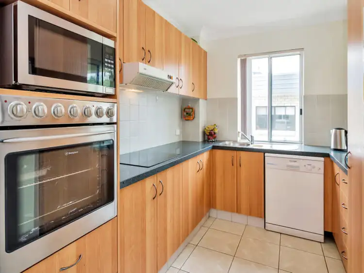 Fifth view of Homely apartment listing, 5/194 Marine Parade, Labrador QLD 4215