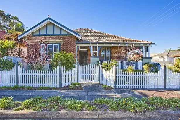 54 Valencia Street, Mayfield NSW 2304