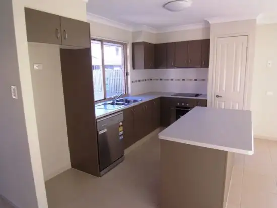 Fifth view of Homely house listing, 4 Cranberrie Cr, Pimpama QLD 4209