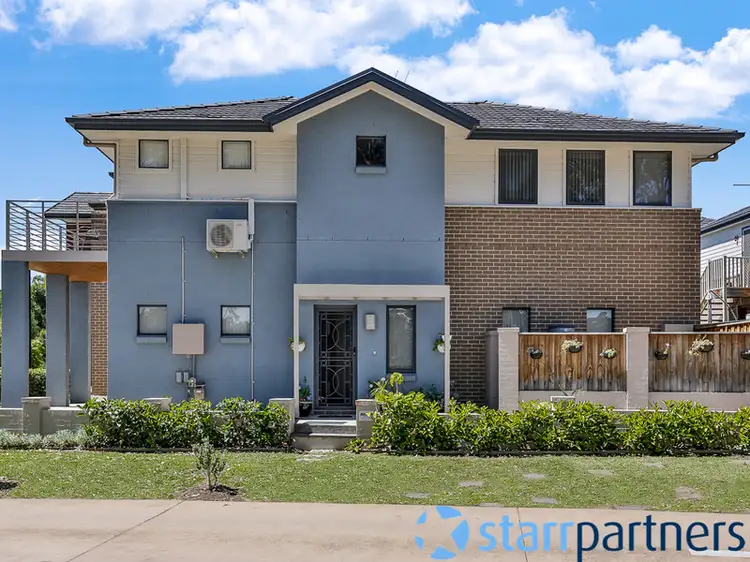 2/2 Hidcote Rd, Campbelltown NSW 2560