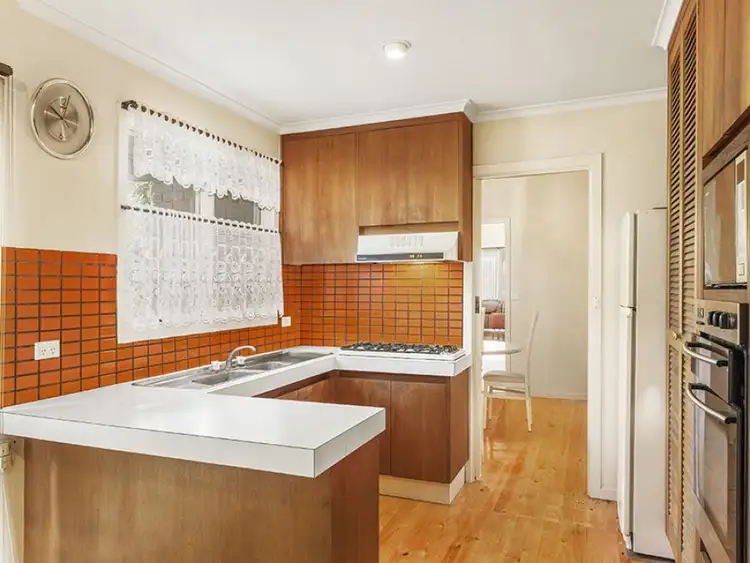 Fifth view of Homely house listing, 11 Tweedie Court, Box Hill North VIC 3129