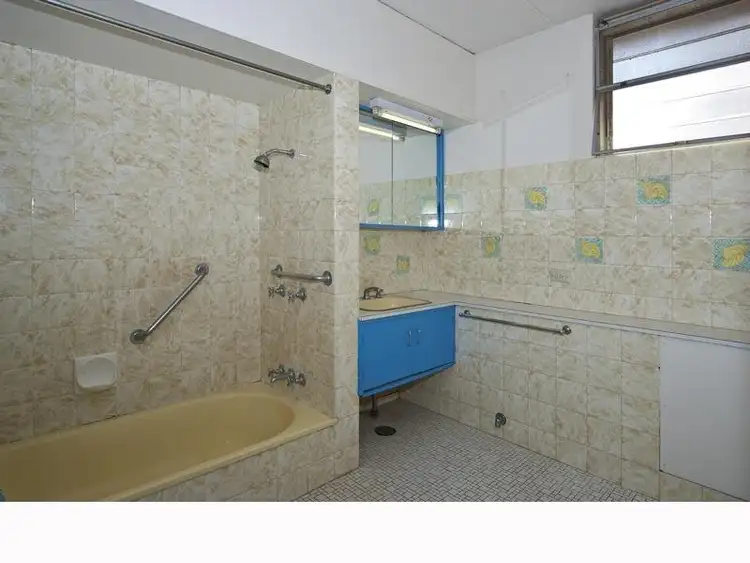 Third view of Homely unit listing, 11/33 Tourist Rd, Toowoomba QLD 4350