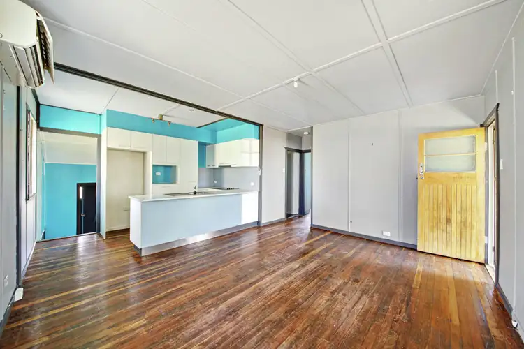 Third view of Homely house listing, 243 Elizabeth Avenue, Clontarf QLD 4019