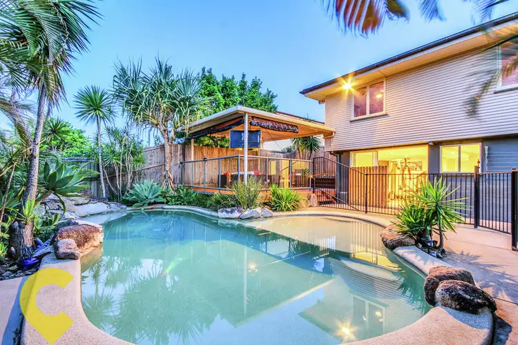 12 Lurneah Crescent, Ferny Hills QLD 4055