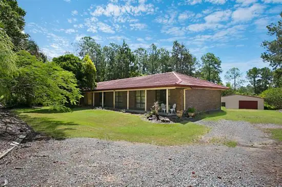 4 Russell Road, Gaven QLD 4211