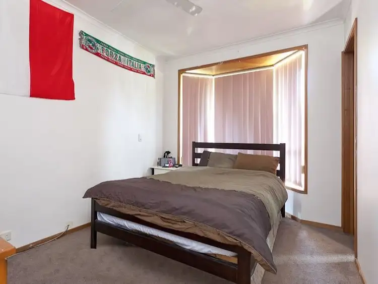 Sixth view of Homely house listing, 32 Justin Circuit, Hampton Park VIC 3976