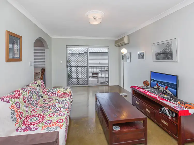 Third view of Homely apartment listing, 2/306 Kent Street, Teneriffe QLD 4005