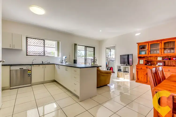 7 Voyager Street, Marsden QLD 4132