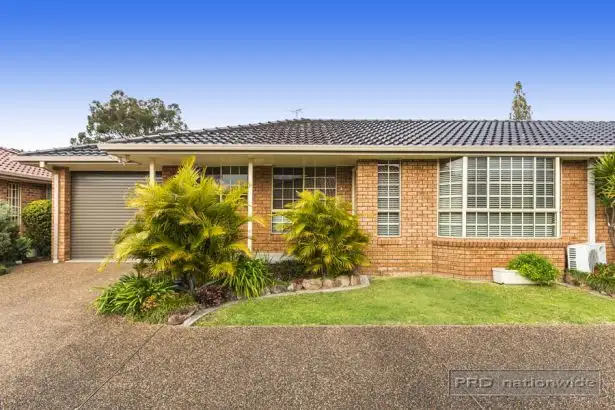 8/4 Delta Close, Eleebana NSW 2282