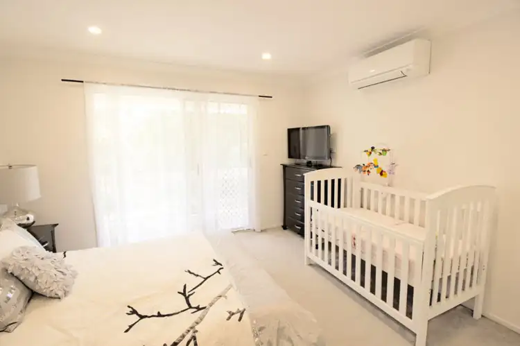 Sixth view of Homely townhouse listing, 27/28 Stackpole Street, Wishart QLD 4122