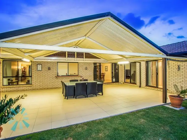 19 Cockatoo Court,, Heritage Park QLD 4118