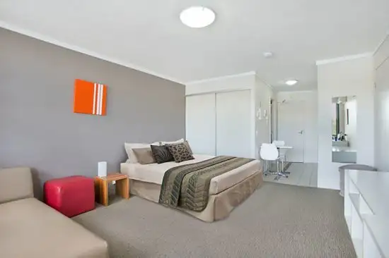 636/25 LAKE ORR DR, Robina QLD 4226