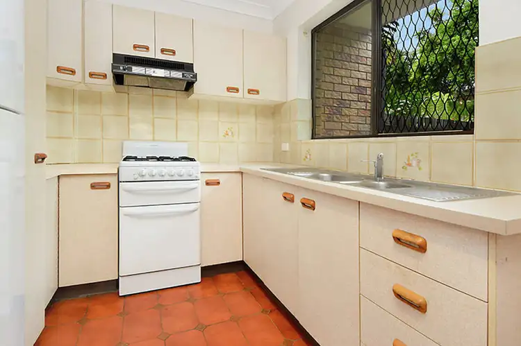 Sixth view of Homely unit listing, 2/83 Waldheim St, Annerley QLD 4103