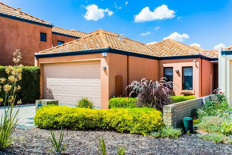 25b Saunders Street, Como WA 6152