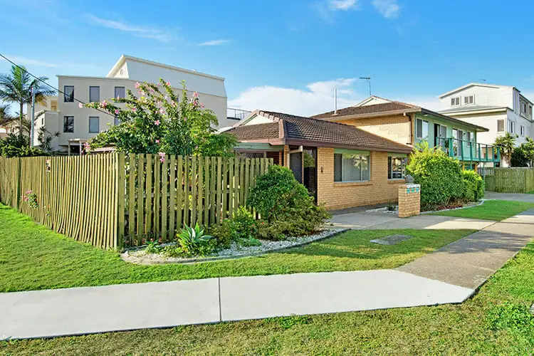 49 Petrel Avenue, Mermaid Beach QLD 4218