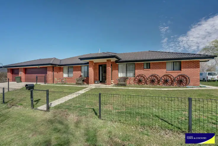 196 Sandon Street, Guyra NSW 2365