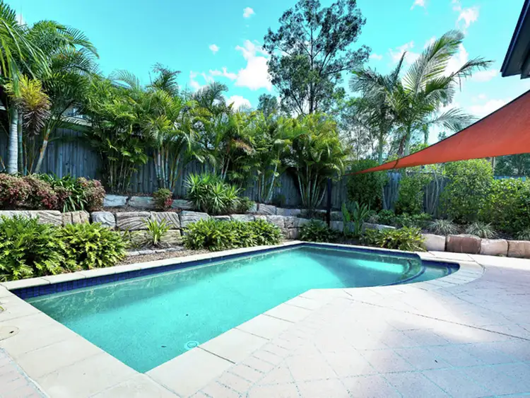 31-33 Oakview Circuit, Brookwater QLD 4300