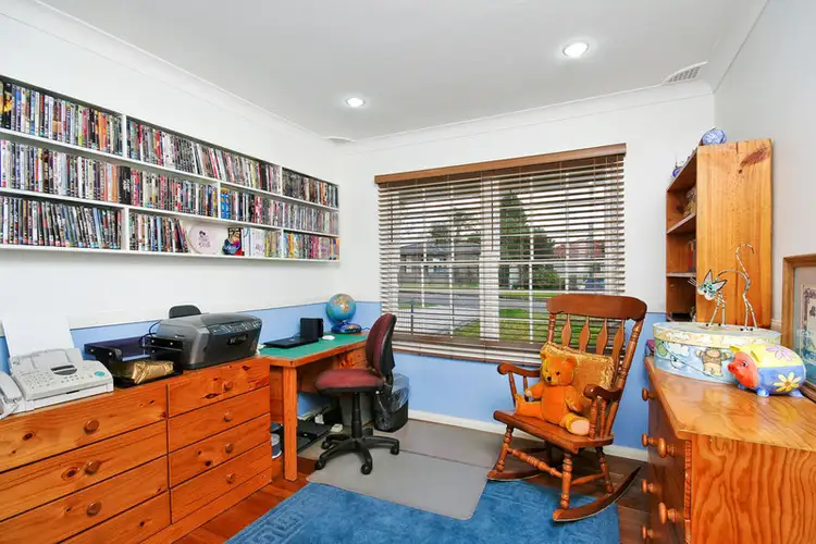 Sixth view of Homely house listing, 9 Kerran Close, Cambridge Park NSW 2747