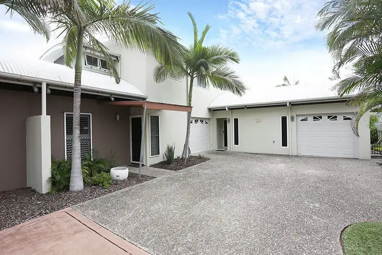 Main view of Homely townhouse listing, 3/33 Hall Avenue, Bongaree QLD 4507