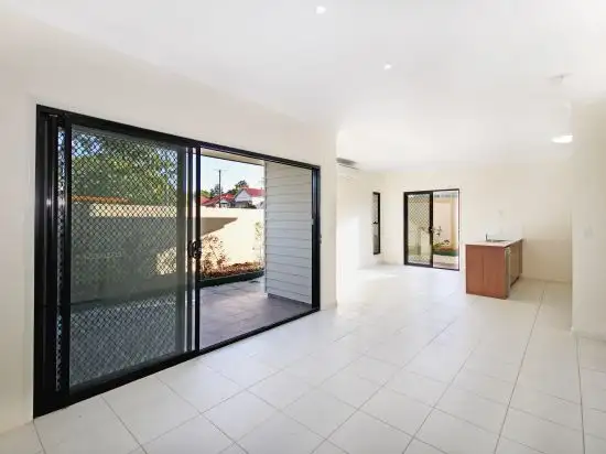 2/4 Noble Street, Clayfield QLD 4011