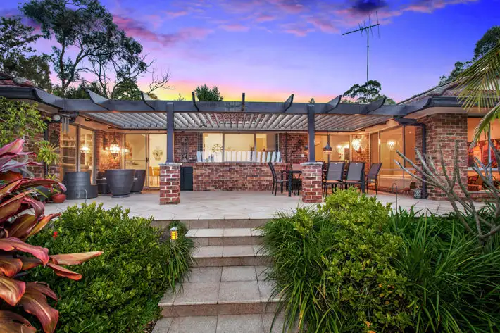 6 Kings Lynn Court, West Pennant Hills NSW 2125