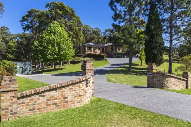 8a Violet Town Road, Mount Hutton NSW 2290