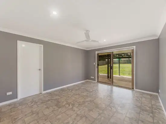 Fifth view of Homely house listing, 28 Jonquil Circuit, Flinders View QLD 4305