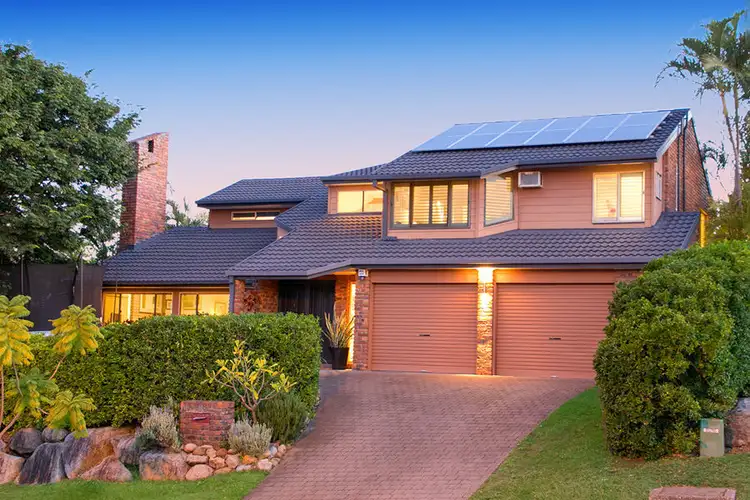 8 Tennent Street, Westlake QLD 4074