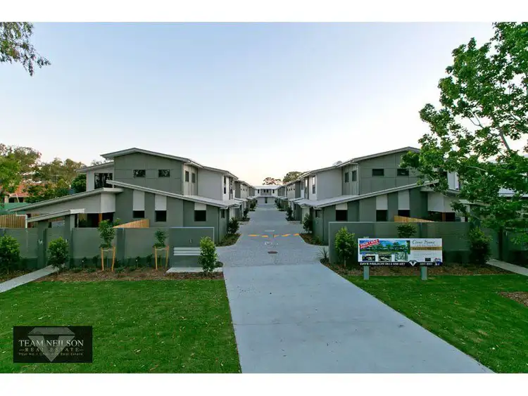 9/10 Bainbridge Street East, Ormiston QLD 4160