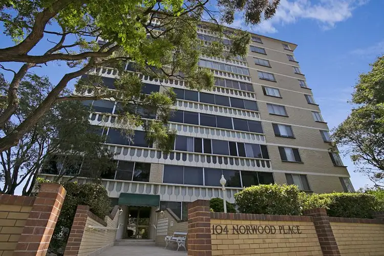 18/104 Station Road, Indooroopilly QLD 4068