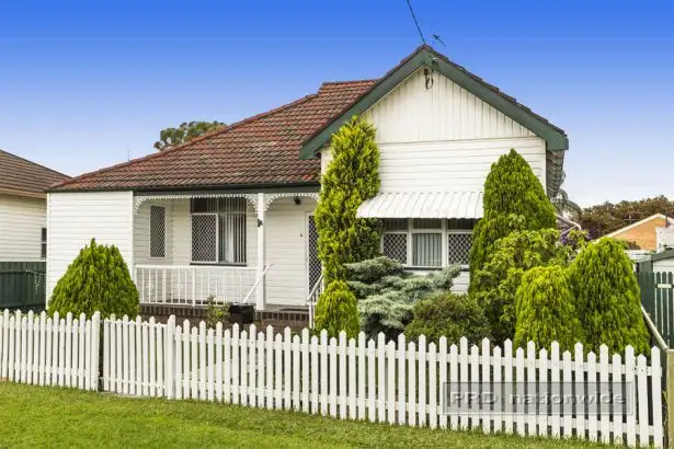 1a Wilkinson Street, Mayfield NSW 2304