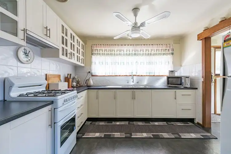 Second view of Homely house listing, 32 Floriana Avenue, Doveton VIC 3177