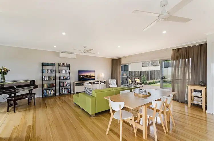 Seventh view of Homely house listing, 7 Cashell Crescent, Bushland Beach QLD 4818