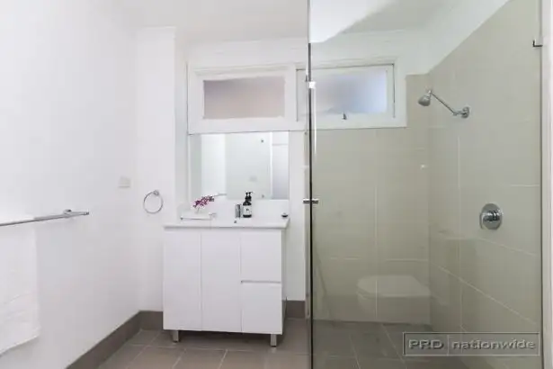 Sixth view of Homely unit listing, 1/86 Memorial Drive, Bar Beach NSW 2300