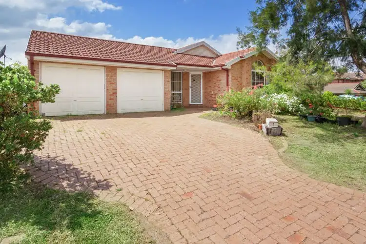 8 Blend Place, Woodcroft NSW 2767