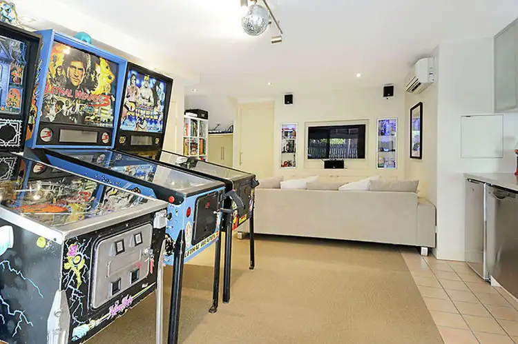 Sixth view of Homely townhouse listing, 1 / 41 Weston Street, Coorparoo QLD 4151