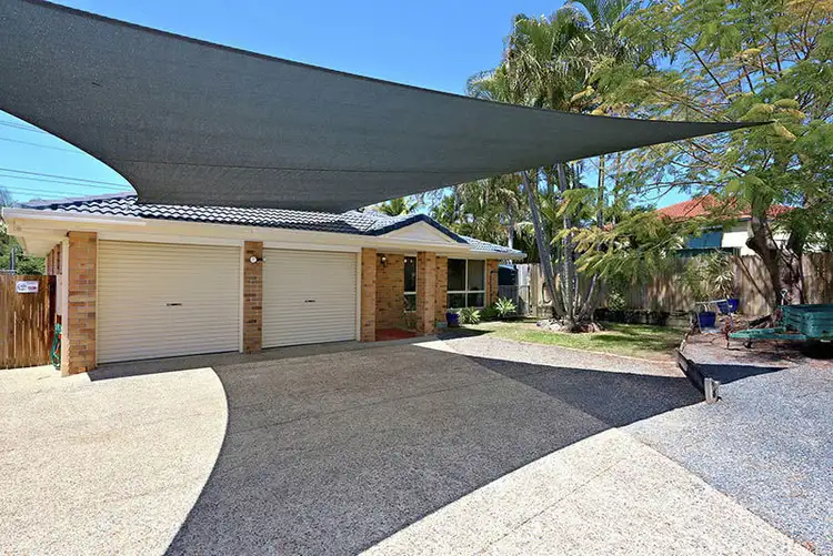 66 Blue Grass Crescent, Eight Mile Plains QLD 4113
