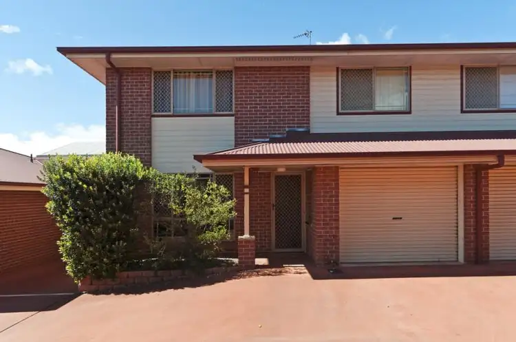 5/4 O'Quinn St, Harristown QLD 4350