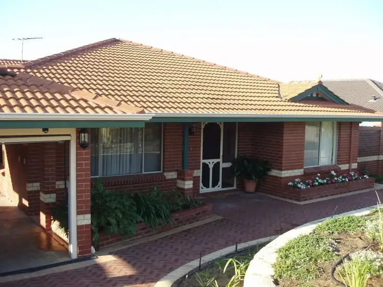370 Summerlakes Parade, Ballajura WA 6066