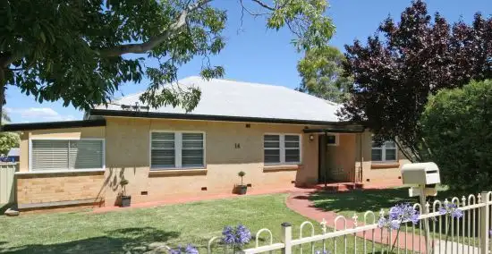 14 Janison Street, Tamworth NSW 2340